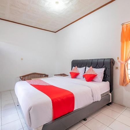 Capital O 1541 Puri Cikole Asri Hotel Lembang Eksteriør billede